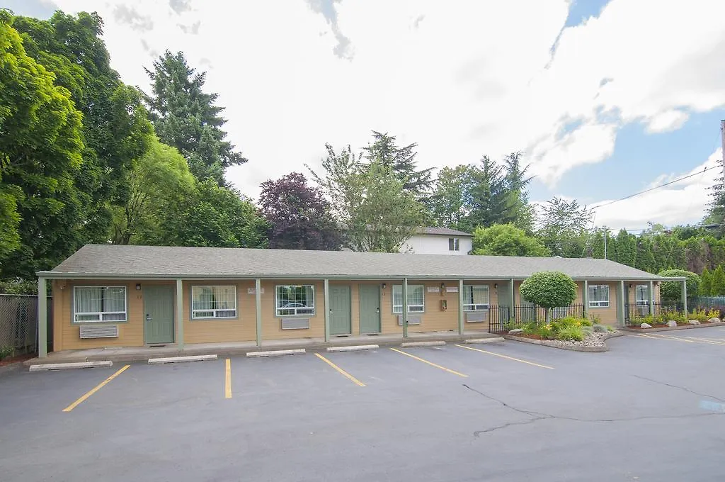 Nordic Inn And Suites Portland 3*,