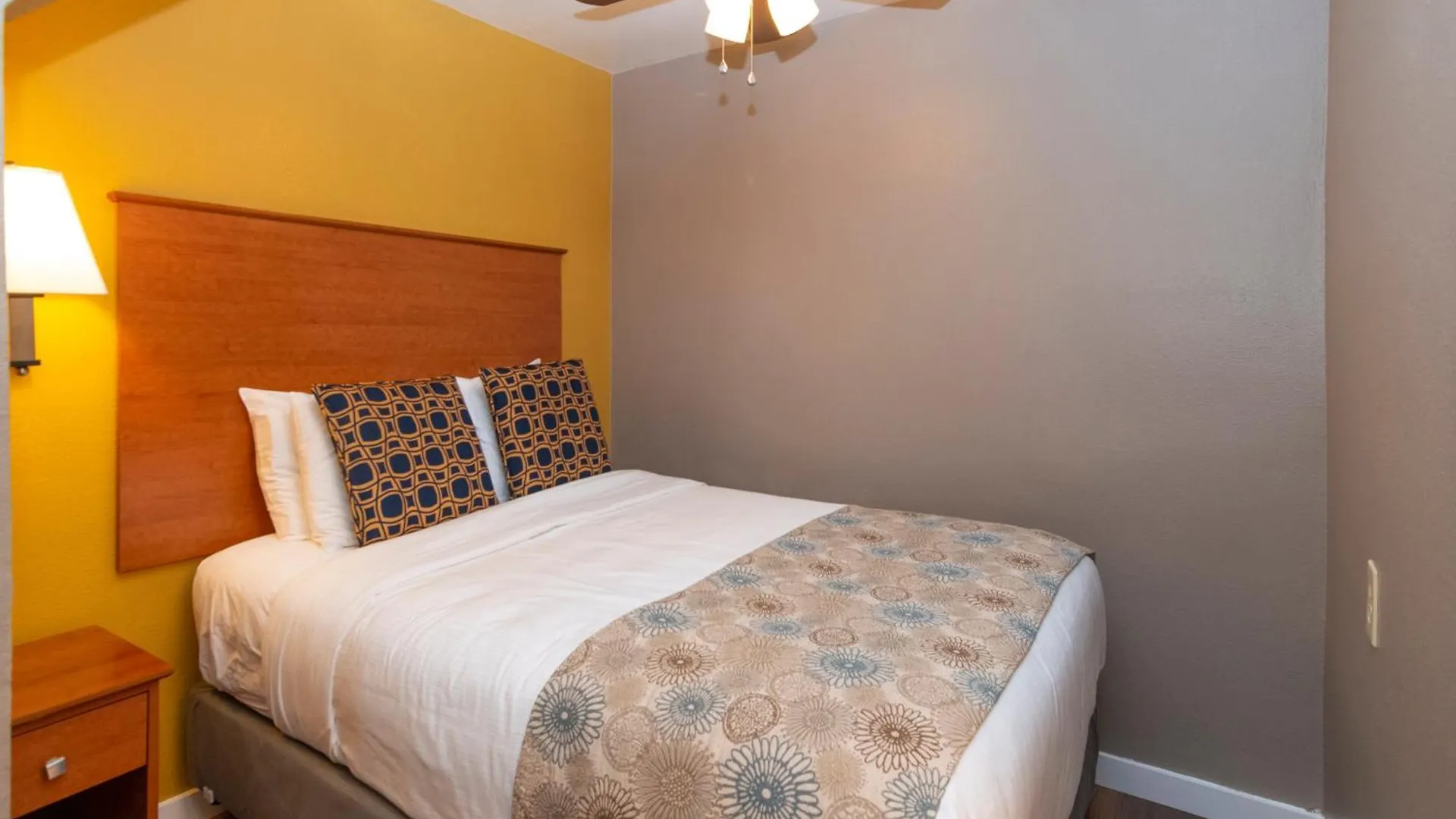 Nordic Inn And Suites Portland 3*,