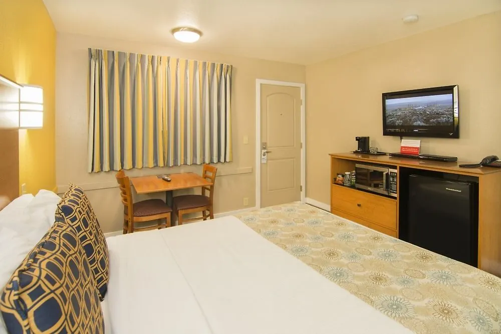 Nordic Inn And Suites Portland United States