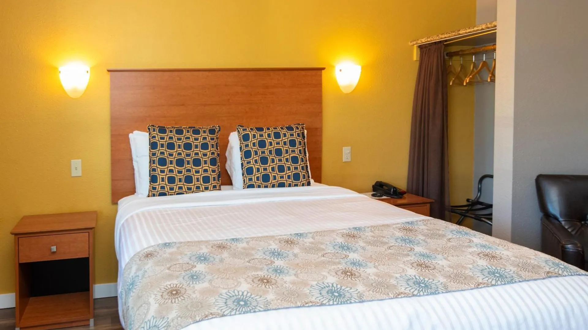 Nordic Inn And Suites Portland USA